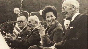 Applause from Kitty Carlisle Hart and Mayor Corning